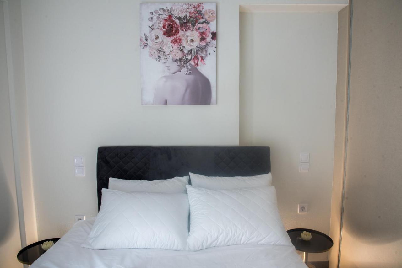 Poly S Home Янина Екстериор снимка